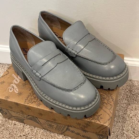 Free People Lyra Lug Loafer New in Box Size 38 8 - Picture 3 of 9
